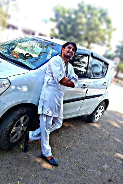 “Elegant Pose Beside the Car” — AI Photo Editing Prompt on Faymas