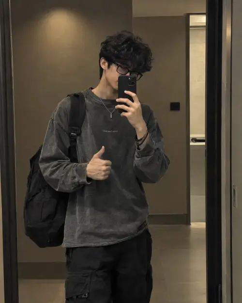 Urban Mirror Noir — Quiet Streetwear” — AI Photo Editing Prompt on Faymas