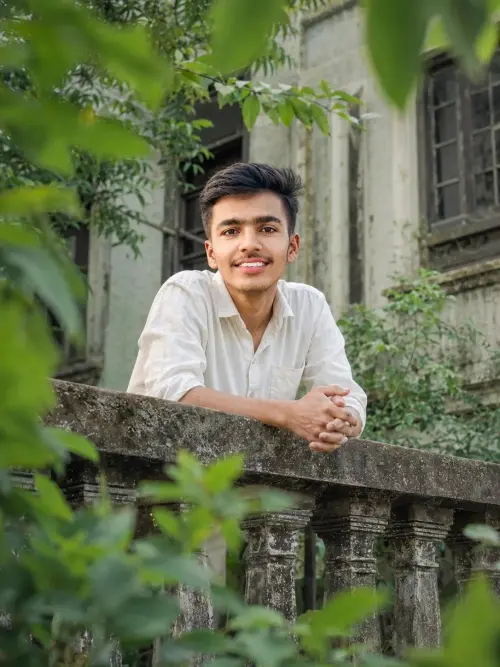 Photo with best view above Darawani Haveli — AI Photo Editing Prompt on Faymas